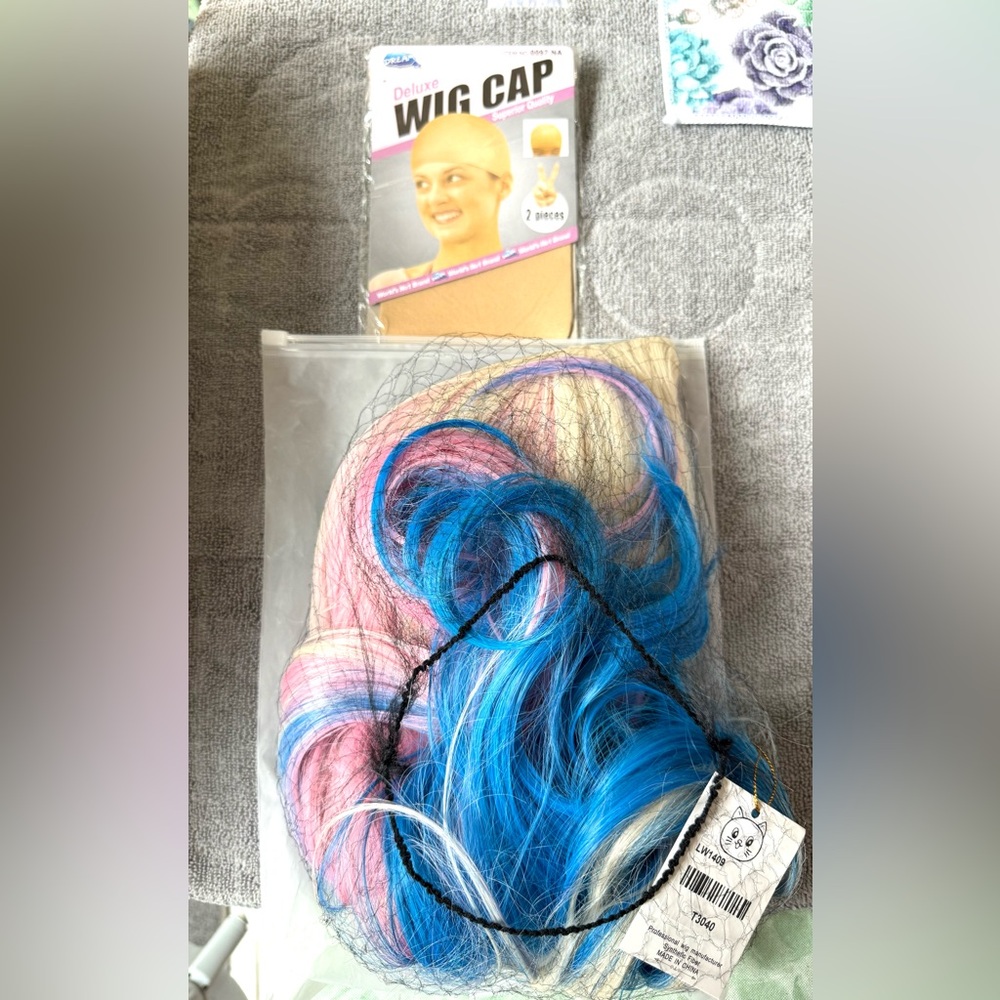 Blonde Wig with Pink & Blue Ombre Curls Halloween / Costume Party / Play NEW - Picture 5 of 9